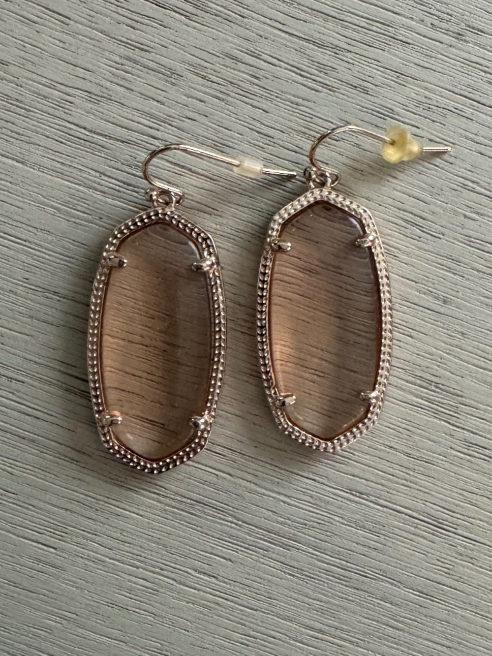 Kendra Scott - Danielle Rose Gold and Peach Illusion Earrings - Picture 1 of 1
